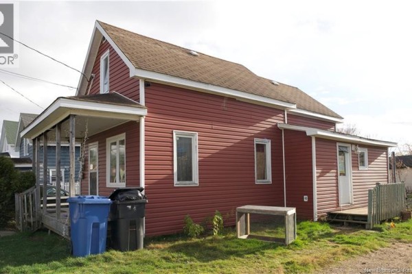 Kitchen - 1520 St Mary Avenue, Bathurst, NB E2A2E3 Photo 4