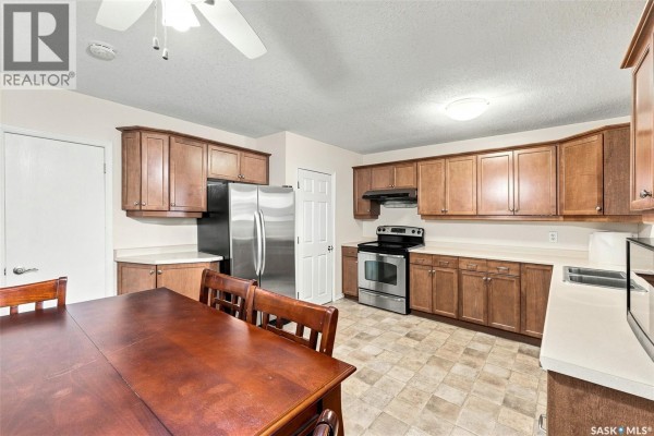 Primary Bedroom - 1520 Uhrich Avenue, Regina, SK S4S4R5 Photo 3
