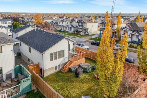 Primary Bedroom - 15204 44 St Nw, Edmonton, AB T5Y3C4 Photo 5
