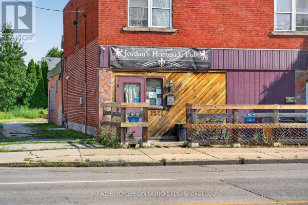 1523 Main Street E, Hamilton, ON, photo 2
