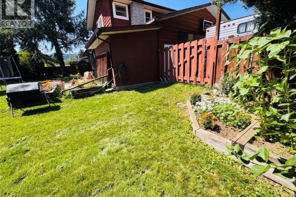 Recreation room - 1524 77th Avenue, Grand Forks, BC V0H1H0 Photo 5
