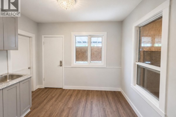 Bedroom - 1525 Elphinstone Street, Regina, SK S4T3M9 Photo 2