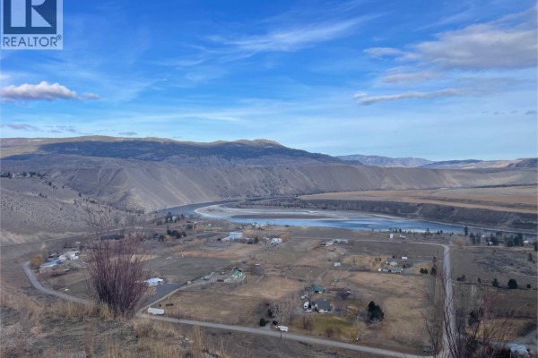 1525 Steelhead Road, Kamloops, BC, photo 2