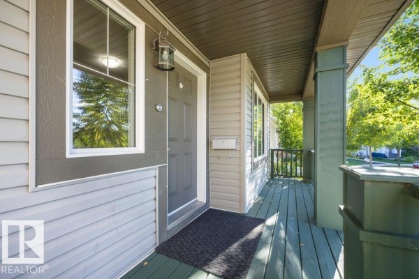 1526 35b Av Nw Nw, Edmonton, AB, photo 2