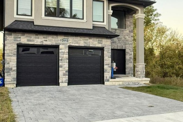 1526 Chickadee Trail, London South, ON, photo 2