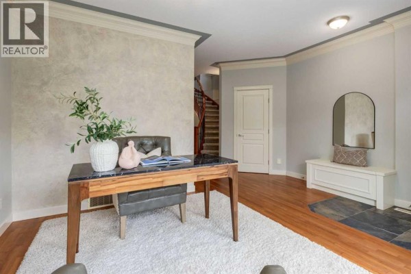 Great room - 1527 18 Avenue Nw, Calgary, AB T2M0W9 Photo 4