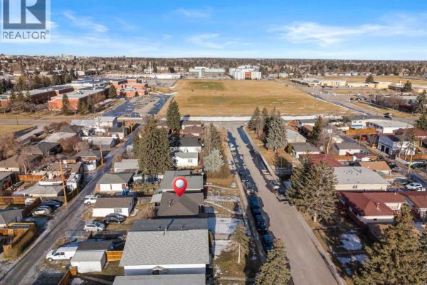 Laundry room - 1527 46 Street Se, Calgary, AB T2A1N7 Photo 4