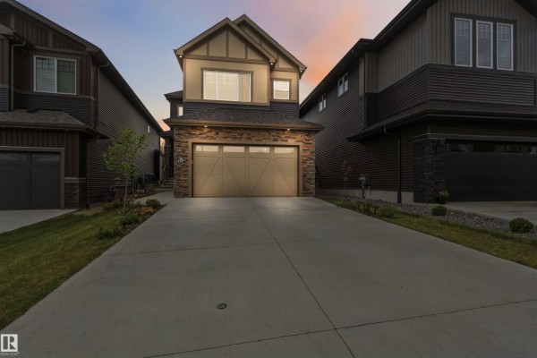 1527 Esaiw Pl Nw, Edmonton, AB, photo 2