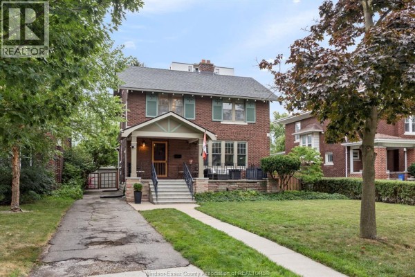 2pc Bathroom - 1528 Victoria Avenue, Windsor, ON N8X1P5 Photo 2