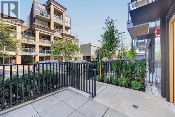 1528 W 6th Avenue, Vancouver, BC V6J0J9 Photo 3