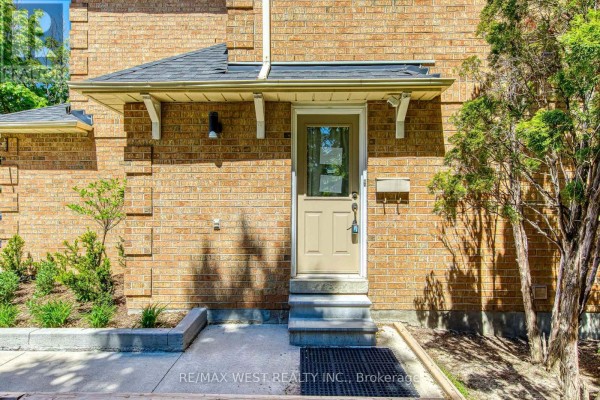 153 - 99 Bristol Road E, Mississauga, ON L4Z3P4 Photo 4