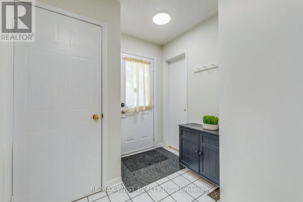 153 - 99 Bristol Road E, Mississauga, ON L4Z3P4 Photo 5