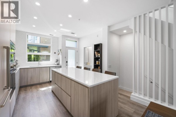 153 2060 Curling Road, North Vancouver, BC V7P0E1 Photo 4