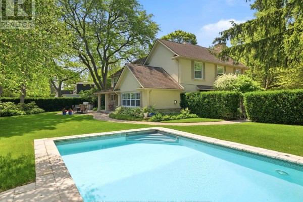 153 Cairncroft Road, Oakville, ON, photo 2