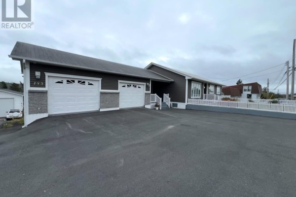 Bath (# pieces 1-6) - 153 Main Road, Arnold S Cove, NL A0B1A0 Photo 3