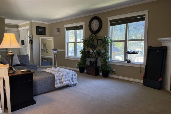 Primary Bedroom - 153 Maple Cr, Wetaskiwin, AB T9A2E3 Photo 5