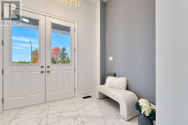 Eating area - 153 Prairie Rose Drive, Richmond Hill, ON L4S0M9 Photo 4