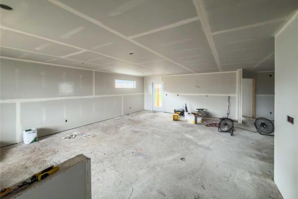 Great room - 153 Primrose Lane, Mitchell, MB R5G2Z3 Photo 3