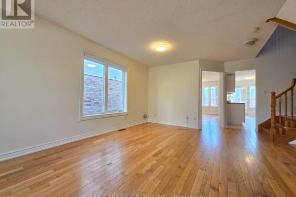153 South Unionville Avenue, Markham, ON L3R5X6 Photo 2