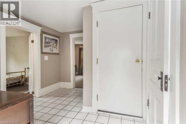 153 St Andrews Street, Cambridge, ON N1S1N2 Photo 4