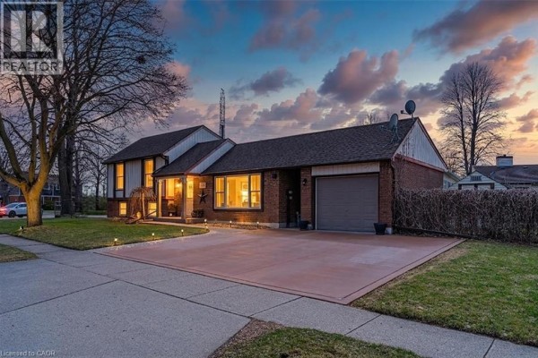 153 The Greenway Way, Cambridge, ON, photo 2
