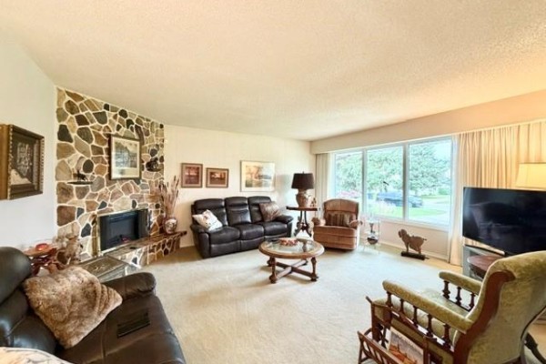 1530 7th Street, Brandon, MB R7A3W4 Photo 2