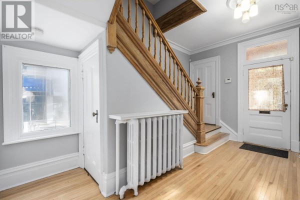 3pc Bathroom - 1531 Lemarchant Street, Halifax, NS B3H3R2 Photo 4