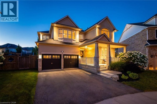 5pc Bathroom - 1533 Morse Place, Milton, ON L9T5V5 Photo 4