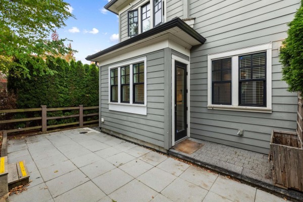 15337 34 Avenue, Surrey, BC V3Z2X2 Photo 4