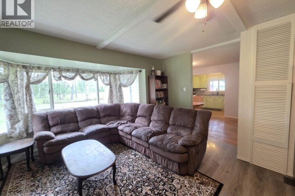 Bedroom 2 - 15337 Mapes Road, Vanderhoof, BC V0J3A1 Photo 5