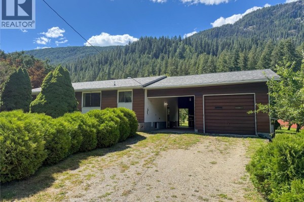 Bedroom - 1535 Highway 3a Highway, Thrums, BC V1N4M7 Photo 5
