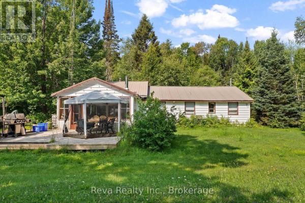 1535 North Baptiste Lake Road, Hastings Highlands, ON, photo 2