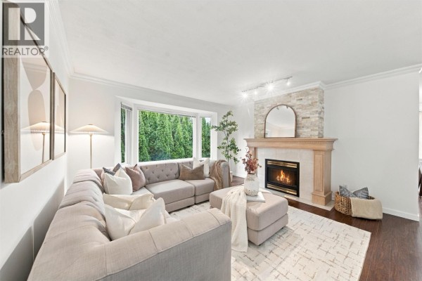 1535 Patricia Avenue, Port Coquitlam, BC V3B2G4 Photo 3