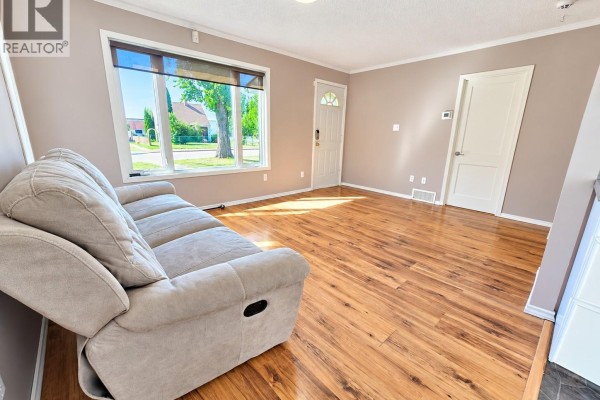 4pc Bathroom - 1536 1st Avenue, Saskatoon, SK S7K1Z3 Photo 5