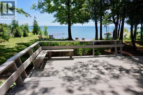 1536 Tiny Beaches Road N, Tiny, ON, photo 2