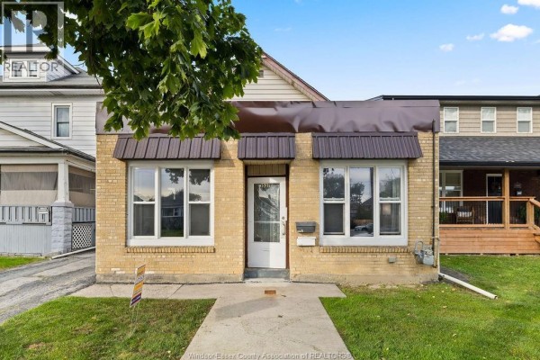 1537 Howard, Windsor, ON, photo 2