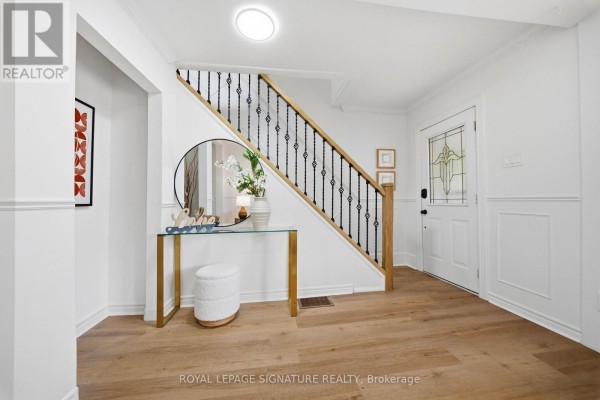 Primary Bedroom - 154 Alameda Avenue, Toronto, ON M6C3X2 Photo 4