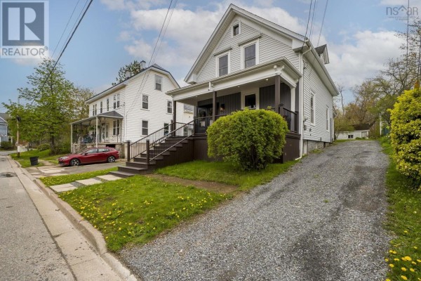 154 Chestnut Street, Windsor, NS, photo 3