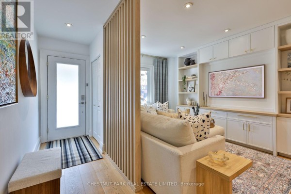 Kitchen - 154 Fairlawn Avenue, Toronto, ON M5M1S8 Photo 3