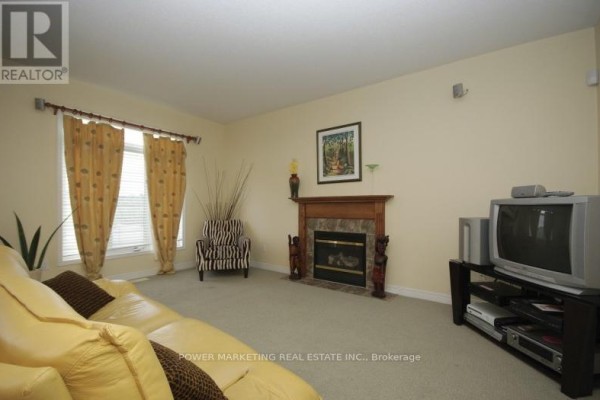 Bedroom - 154 Finn Court, Ottawa, ON K1V2C8 Photo 4