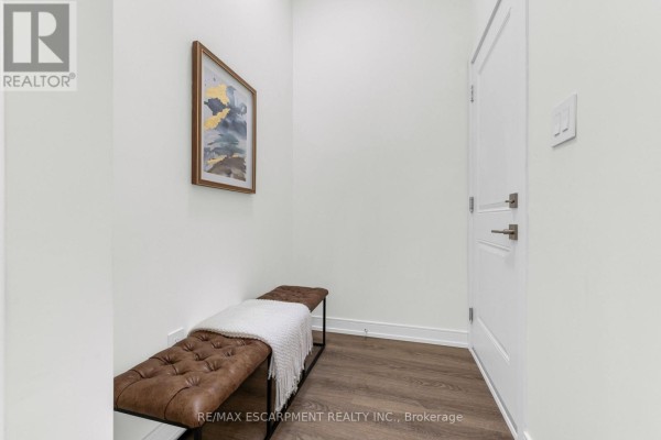 Living room - 154 Mill Street, West Lincoln, ON L0R2A0 Photo 3
