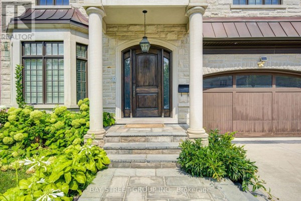 154 Munro Boulevard, Toronto, ON, photo 3