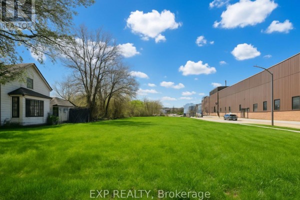 154 Robinson Street, Norfolk, ON N3Y1X2 Photo 2