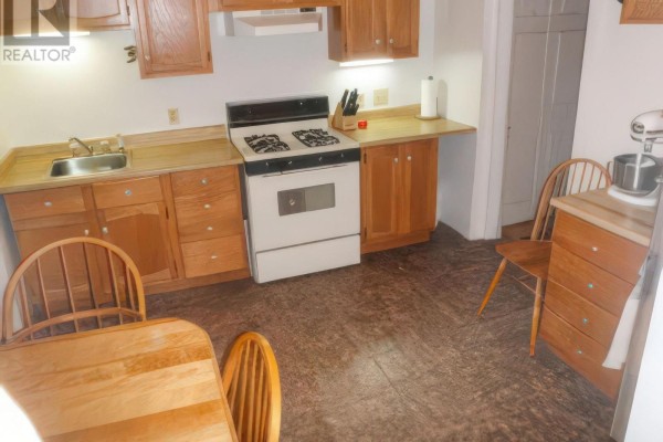 Laundry room - 154 Stephen Street, Kingston, ON K7K2C7 Photo 5