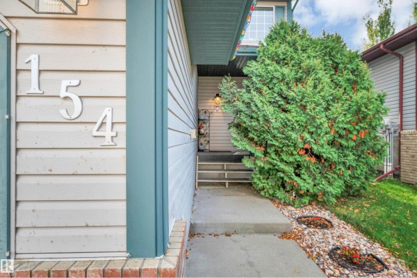 Primary Bedroom - 154 Westpark Wy, Fort Saskatchewan, AB T8L4H8 Photo 5