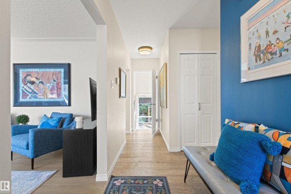Primary Bedroom - 15405 75 Av Nw, Edmonton, AB T5R2Y9 Photo 5