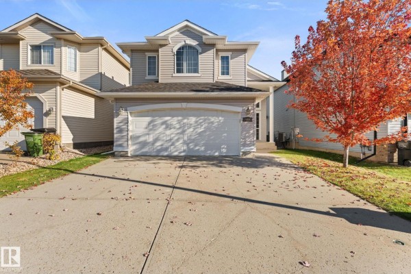 15407 47 St Nw Nw, Edmonton