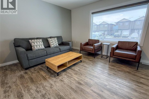 Primary Bedroom - 1541 / 1543 Loran Drive, Dawson Creek, BC V1G1B7 Photo 4