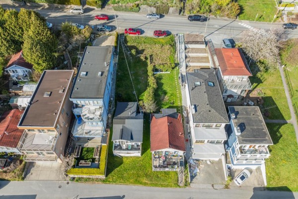 15412 Columbia Avenue, White Rock, BC V4B1J9 Photo 5