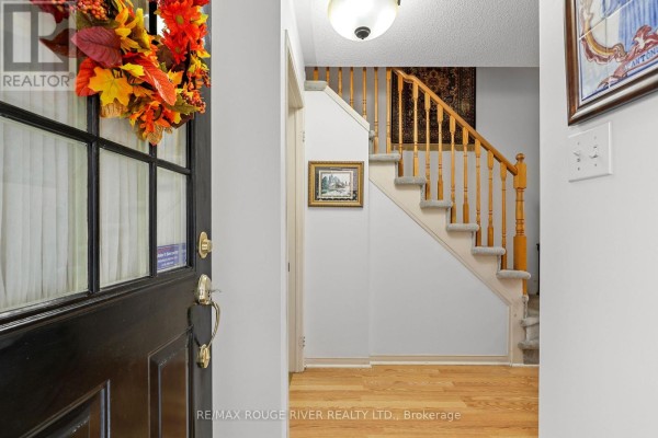 Family room - 1543 Otonabee Drive, Pickering, ON L1V6T6 Photo 4